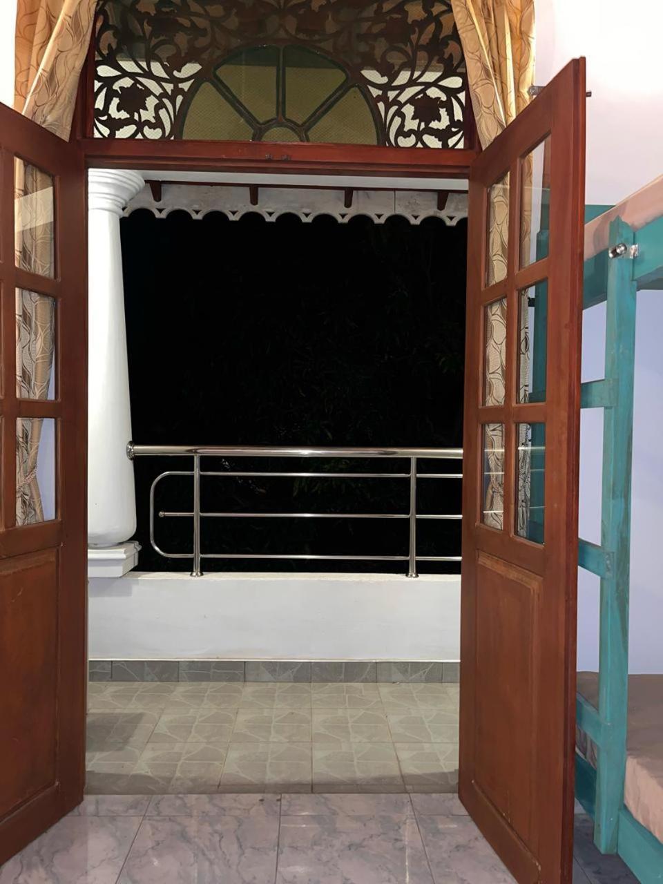 Ceylon Glory Hostel Negombo Eksteriør billede