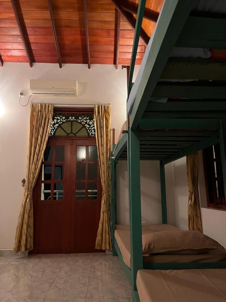 Ceylon Glory Hostel Negombo Eksteriør billede